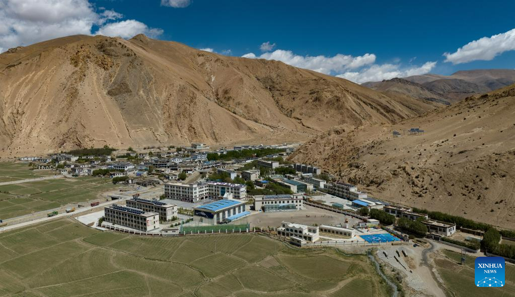 Kanak-kanak Tibet Nikmati Suasana Sekolah Lebih Baik