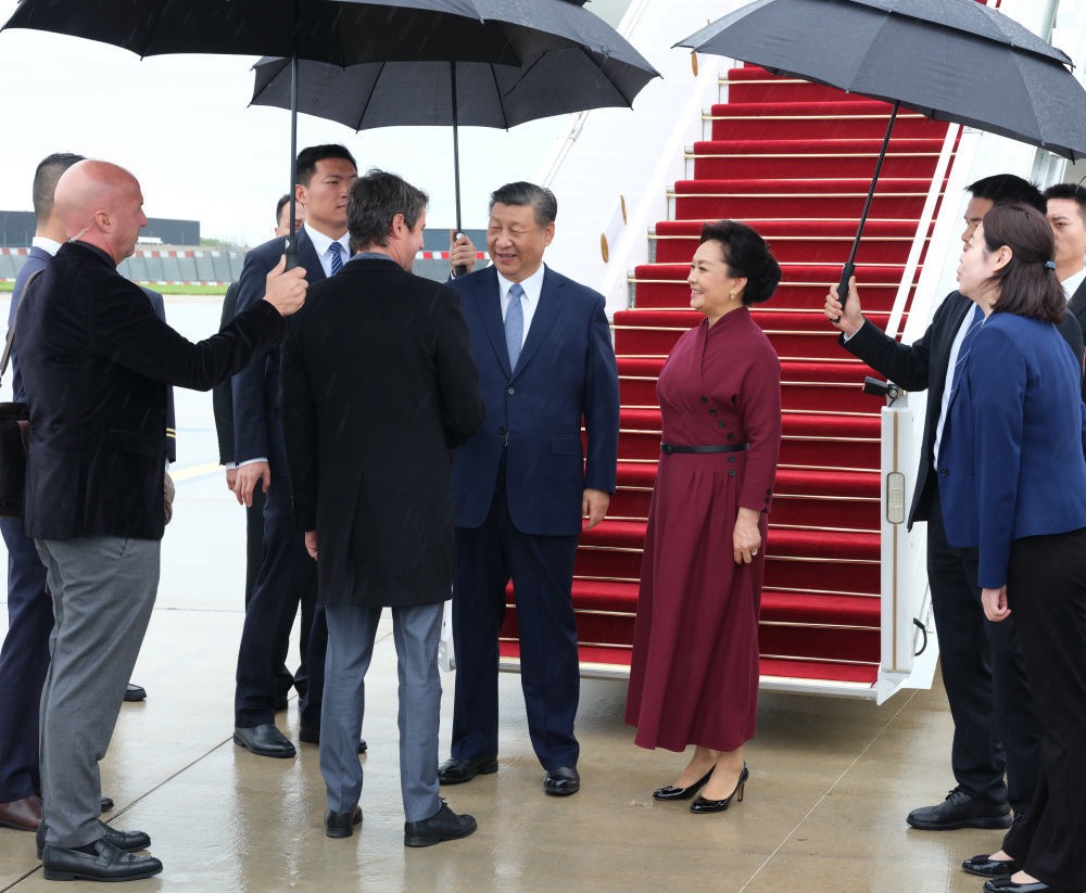 Presiden Xi Tiba di Paris