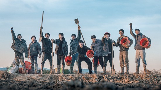 Adegan daripada Become a Farmer. (Foto/China Youth Daily)