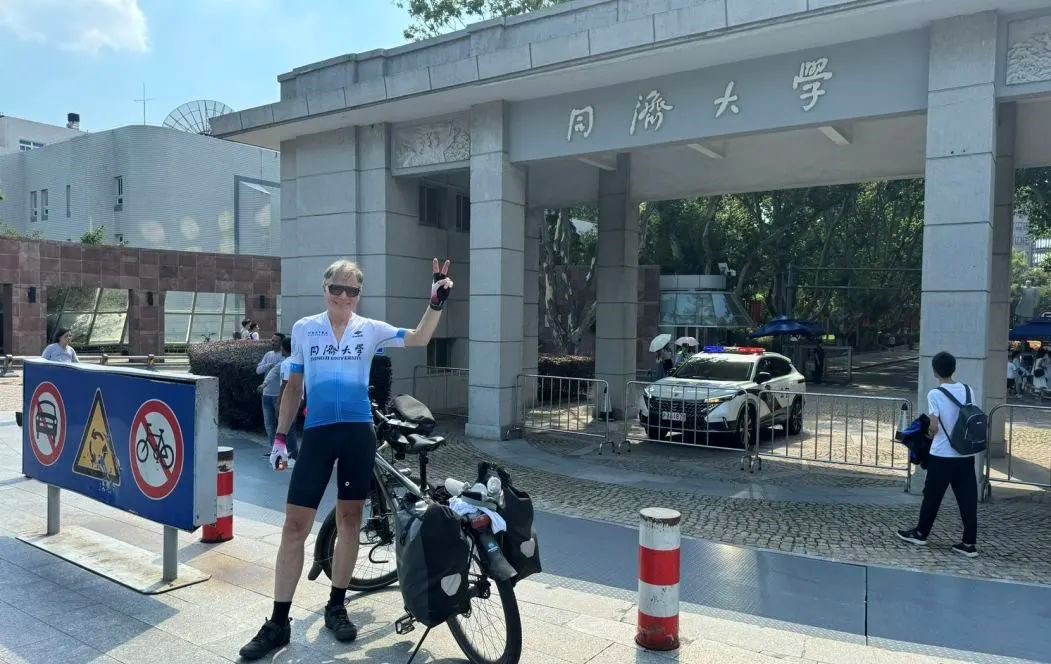 Ole Bouman tiba di Universiti Tongji di Shanghai. (Foto ihsan Universiti Tongji)