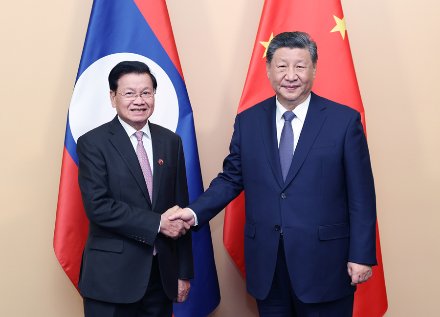 Xi Bertemu Presiden Laos